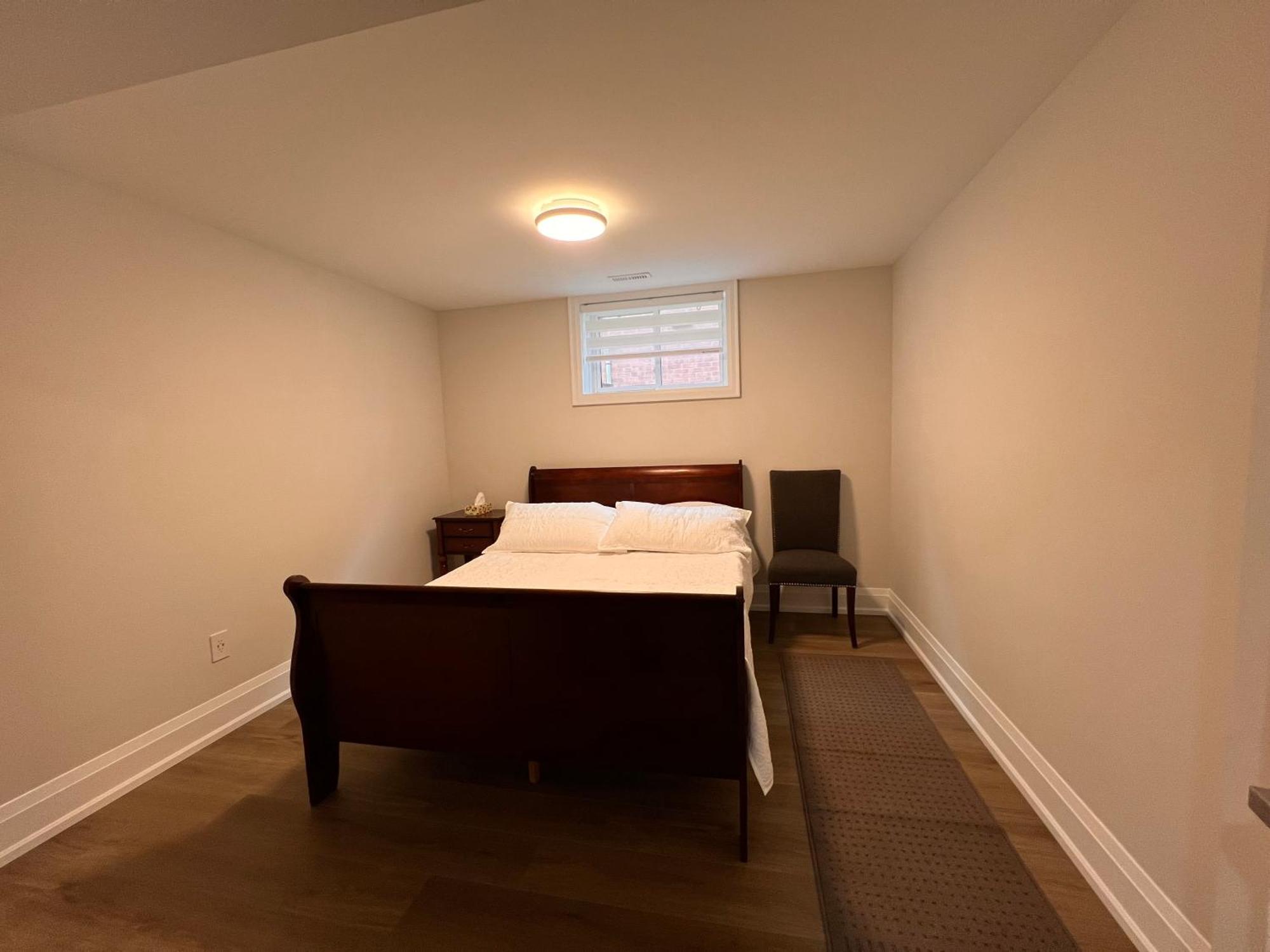 2 Bedroom 1 Parking Basement Unit Richmond Hill Εξωτερικό φωτογραφία