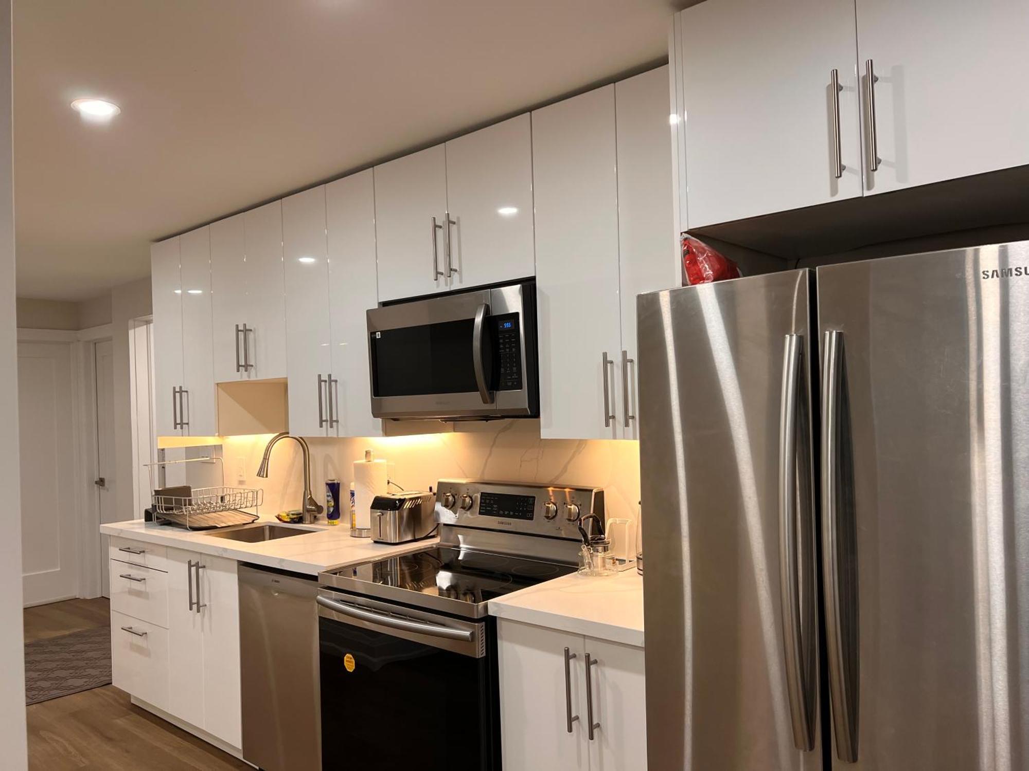 2 Bedroom 1 Parking Basement Unit Richmond Hill Εξωτερικό φωτογραφία