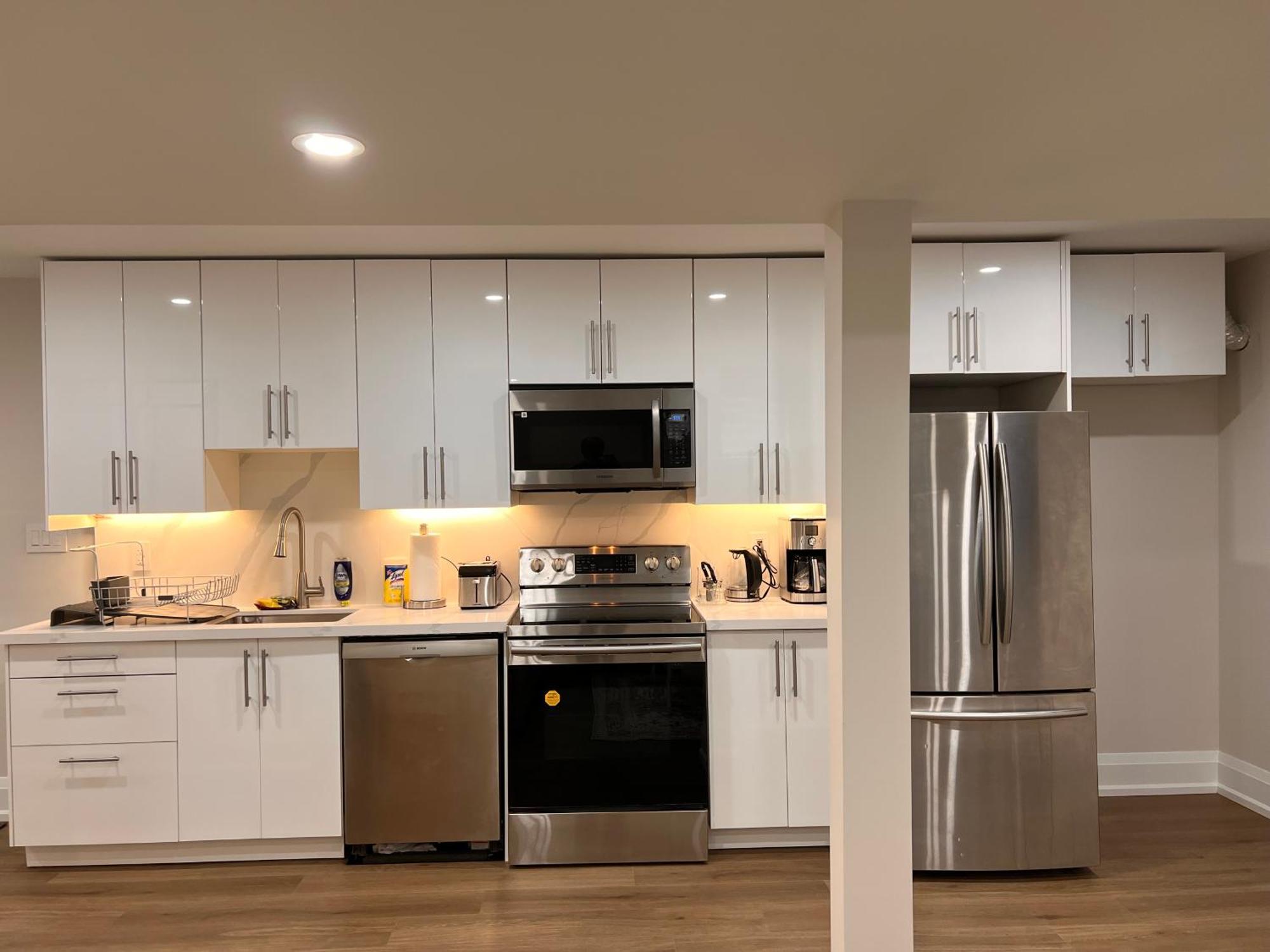 2 Bedroom 1 Parking Basement Unit Richmond Hill Εξωτερικό φωτογραφία