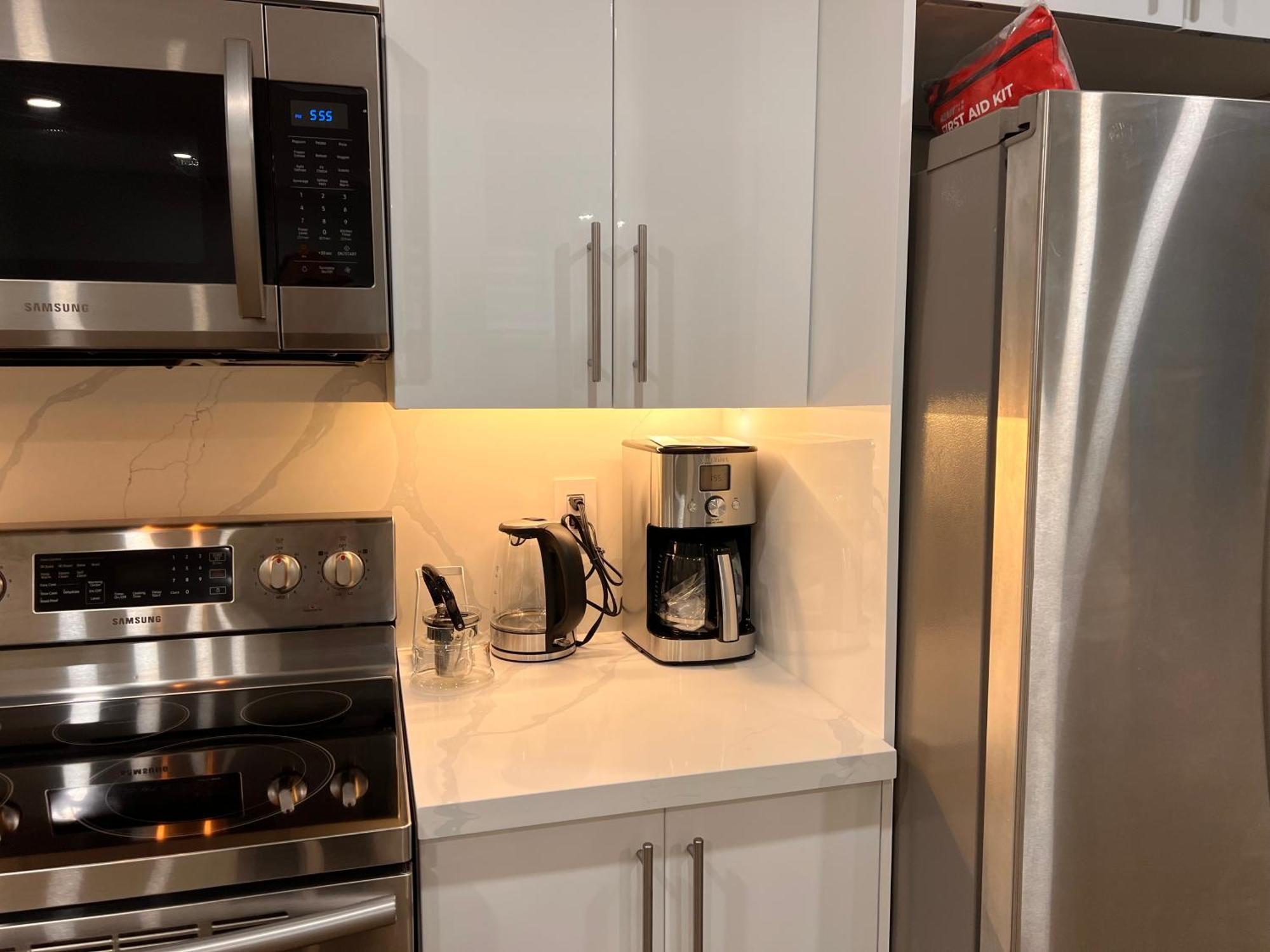 2 Bedroom 1 Parking Basement Unit Richmond Hill Εξωτερικό φωτογραφία